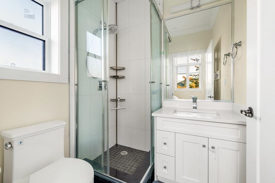 288 E 59th Avenue Vancouver, BC - 14