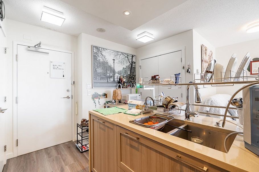 2902 5665 Boundary Road Vancouver, BC - 8