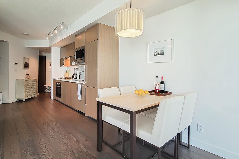 1220 68 Smithe Street Vancouver, BC - 9