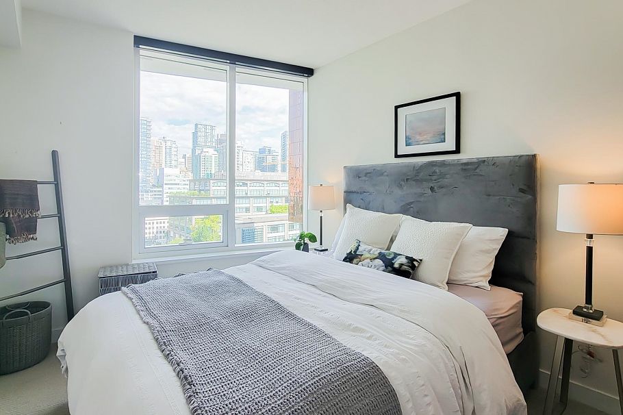 1220 68 Smithe Street Vancouver, BC - 14