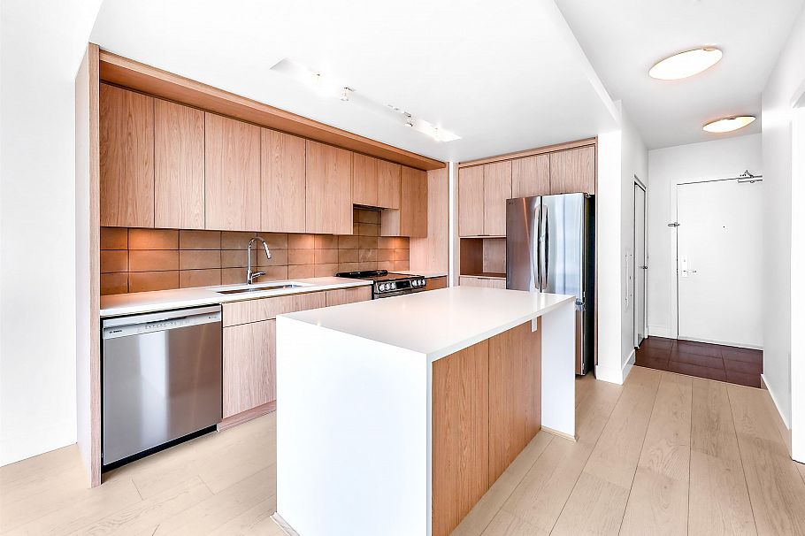 1406 1320 Chesterfield Avenue North Vancouver, BC - 10