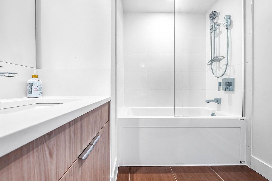 1406 1320 Chesterfield Avenue North Vancouver, BC - 15