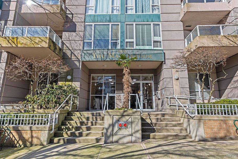 1803 5189 Gaston Street Vancouver, BC - 3