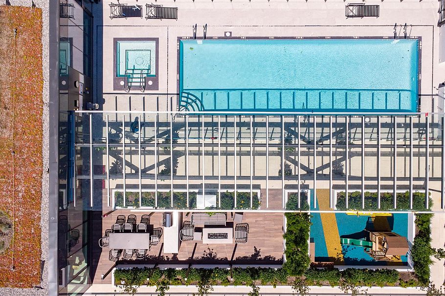 703 135 E 13th Street North Vancouver, BC - 40