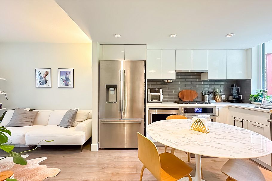 202 3498 Marine Way Vancouver, BC - 1