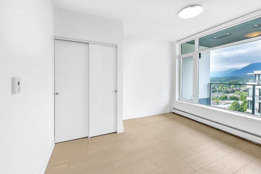 1406 1320 Chesterfield Avenue North Vancouver, BC - 11