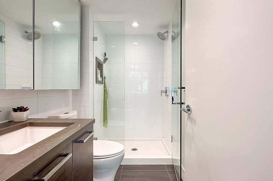 202 3498 Marine Way Vancouver, BC - 17