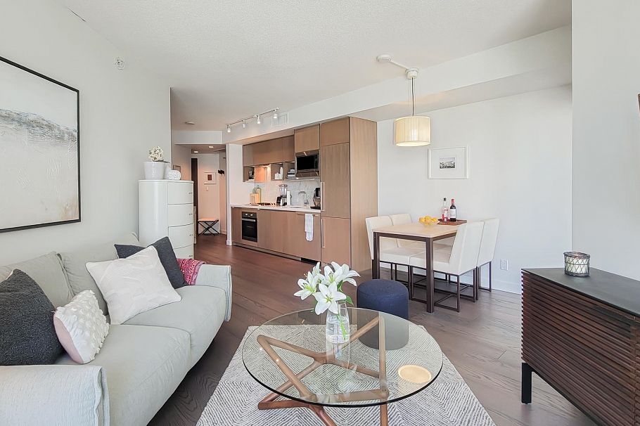 1220 68 Smithe Street Vancouver, BC - 6