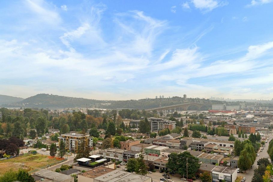 2003 1401 Hunter Street North Vancouver, BC - 16