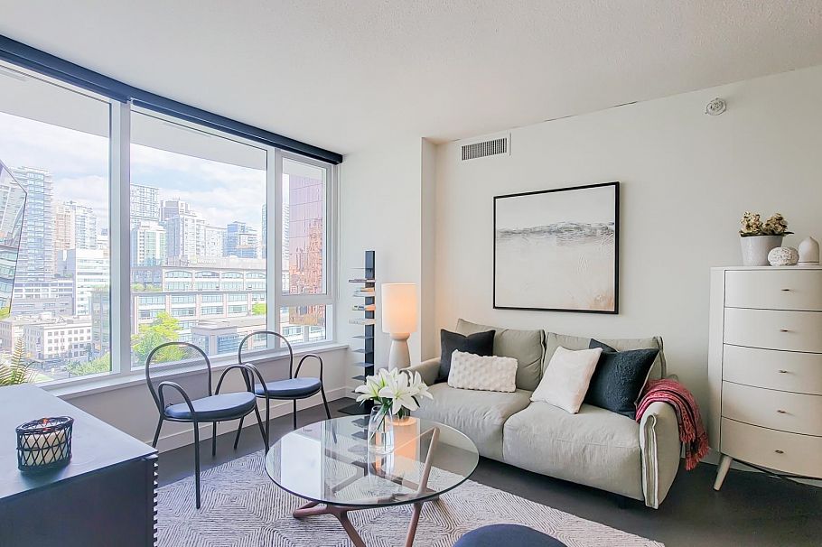 1220 68 Smithe Street Vancouver, BC - 4