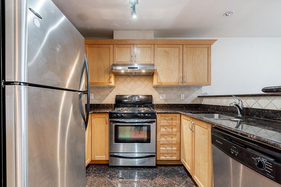 301 2015 Trafalgar Street Vancouver, BC - 6