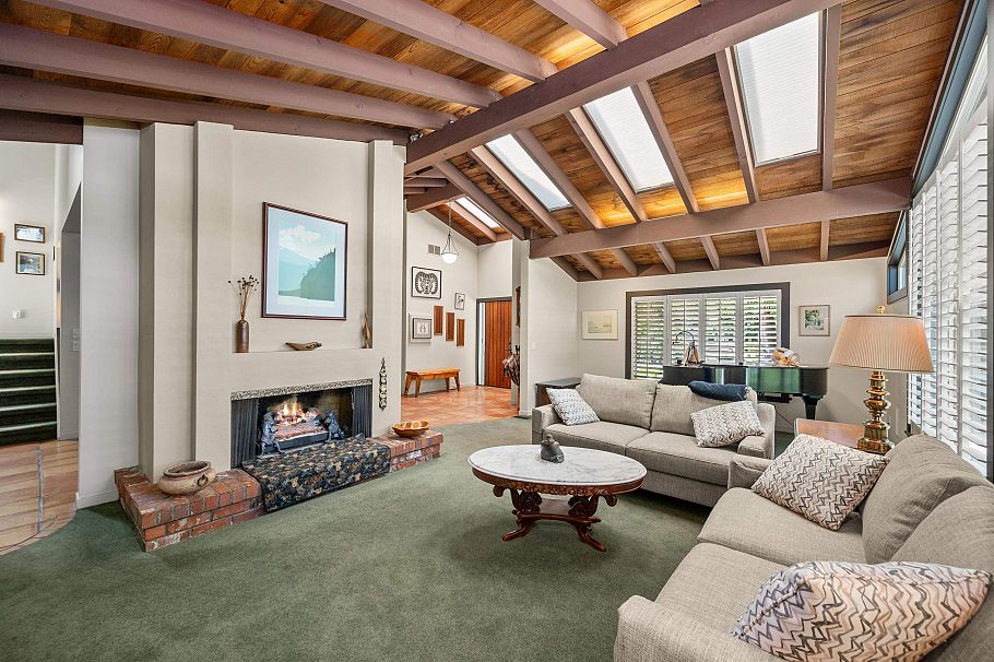 7026 Balaclava Street Vancouver, BC - 4