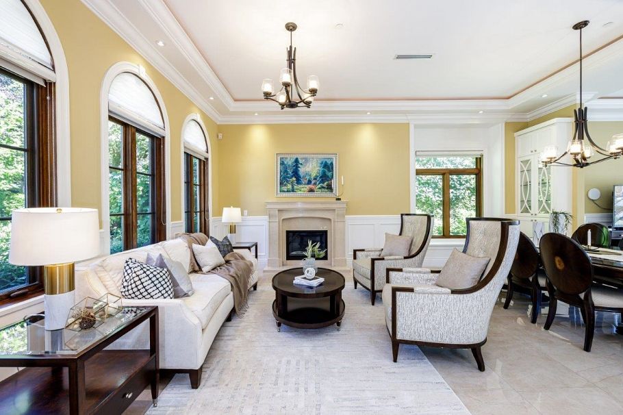 3928 W 34th Avenue Vancouver, BC - 2