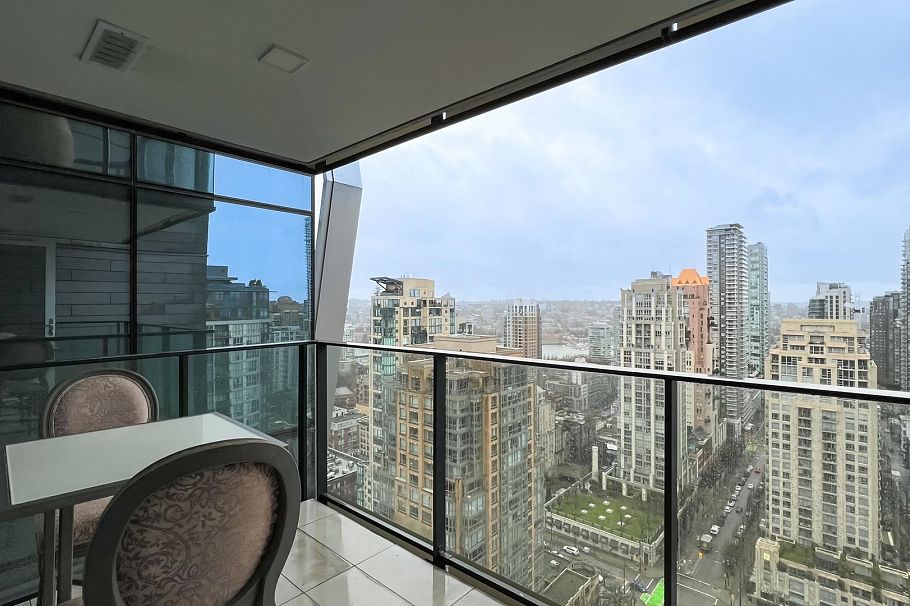 2705 1111 Richards Street Vancouver, BC - 28