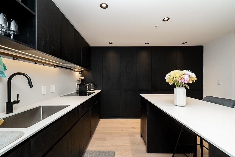 3932 Dumfries Street Vancouver, BC - 10