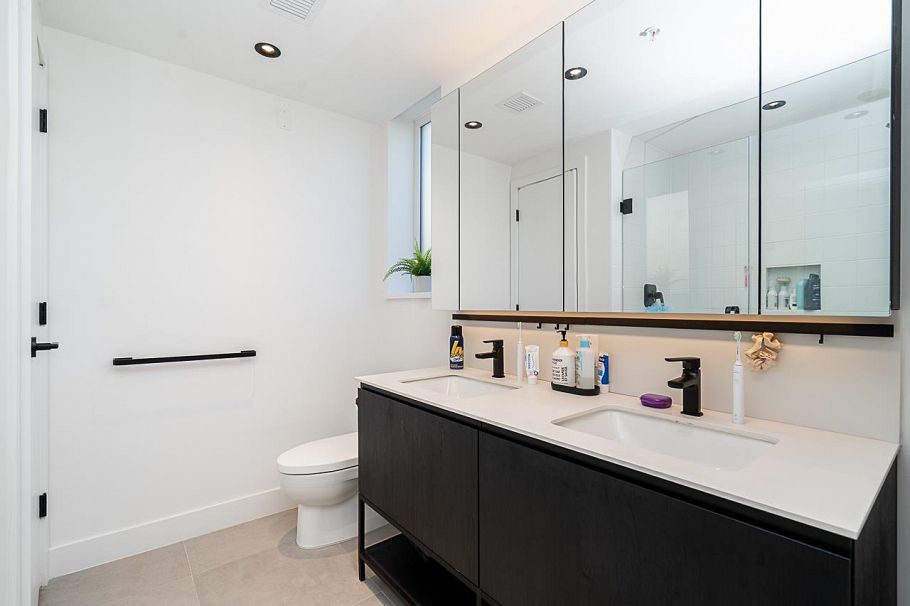 3932 Dumfries Street Vancouver, BC - 19