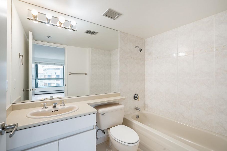 706 289 Drake Street Vancouver, BC - 22