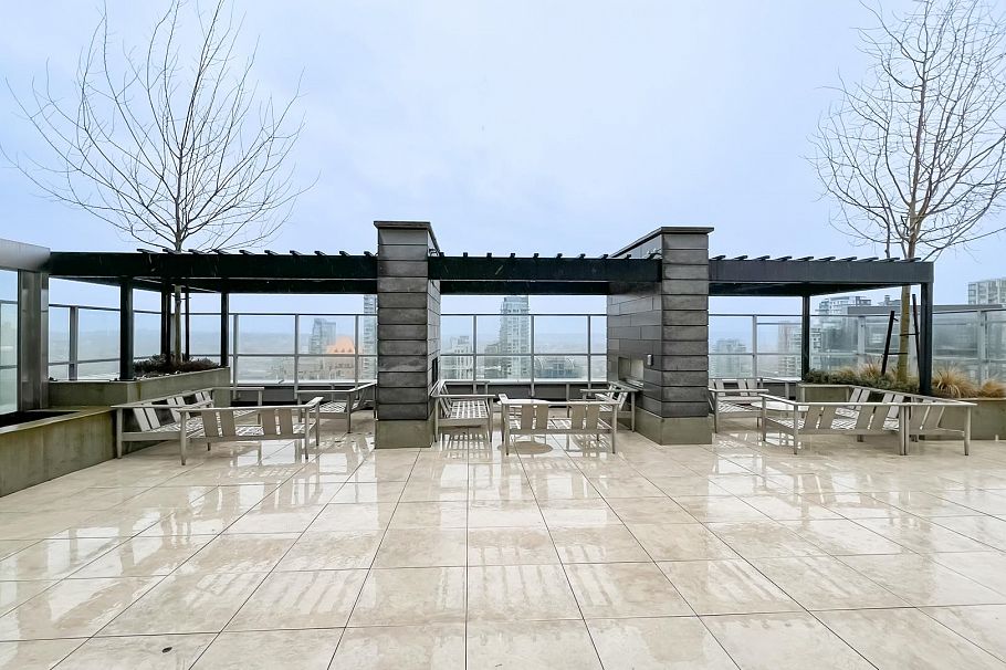 2705 1111 Richards Street Vancouver, BC - 31