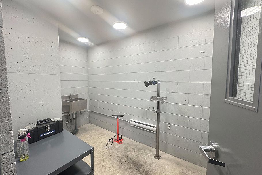 2705 1111 Richards Street Vancouver, BC - 35