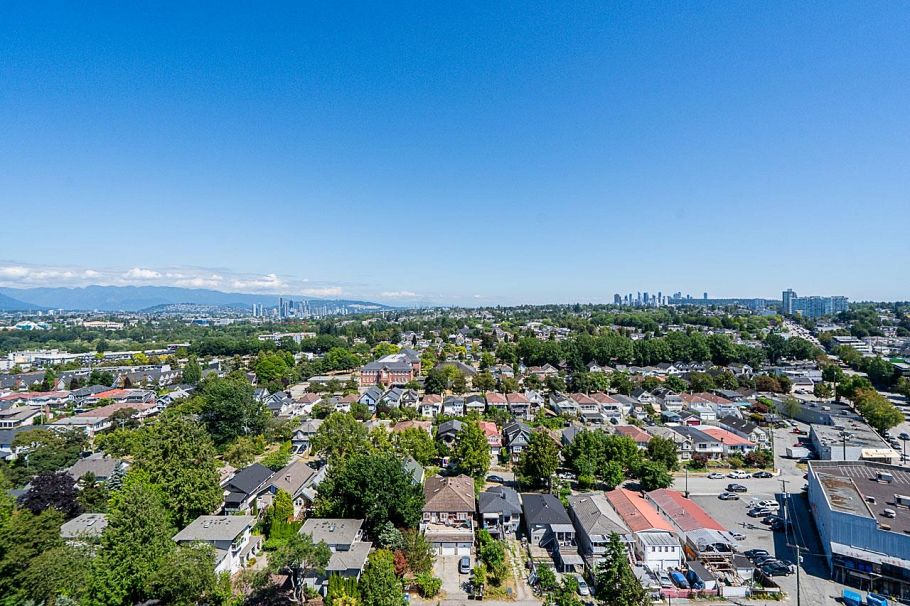 3932 Dumfries Street Vancouver, BC - 36