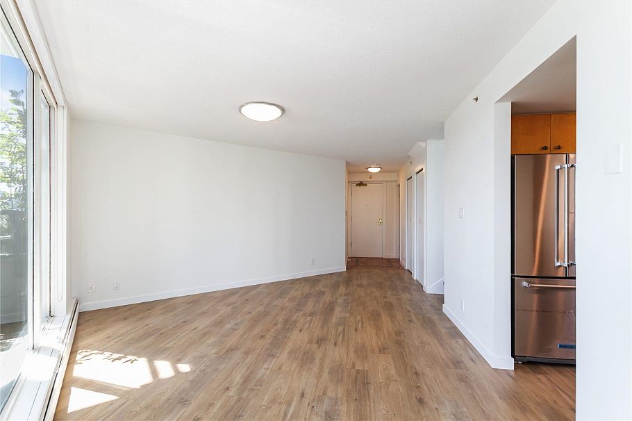 610 1228 Marinaside Crescent Vancouver, BC - 8