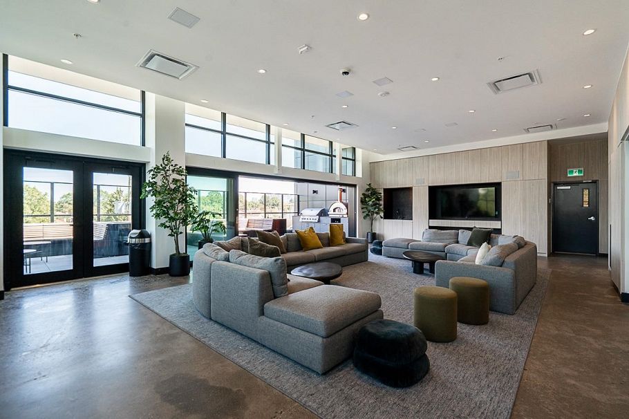 3932 Dumfries Street Vancouver, BC - 24