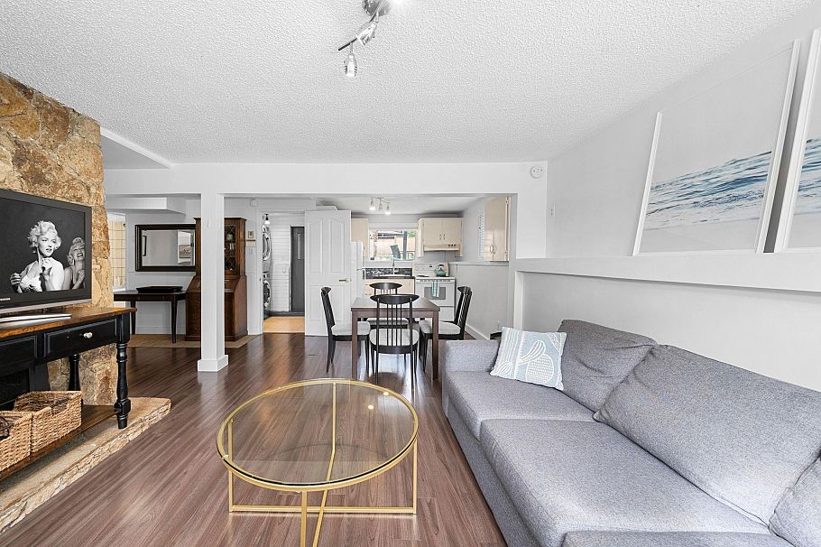 530 W 14th Street North Vancouver, BC - 25