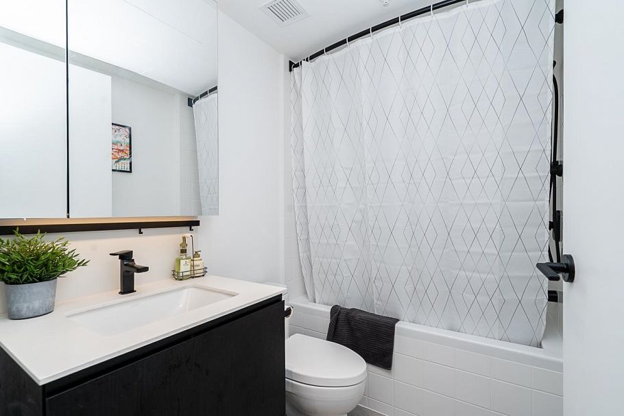 3932 Dumfries Street Vancouver, BC - 15