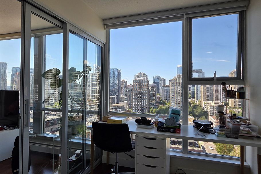 2709 1008 Cambie Street Vancouver, BC - 14