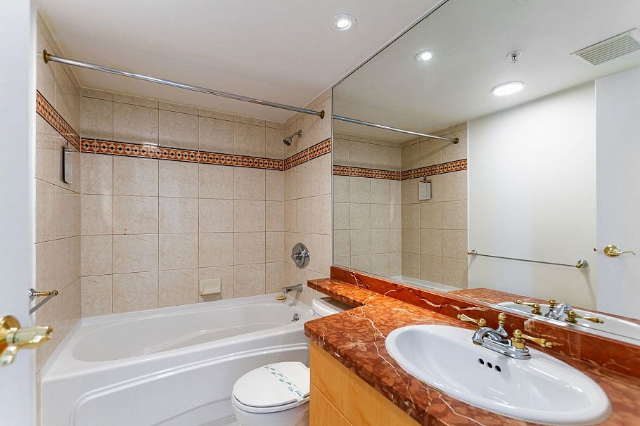 610 1228 Marinaside Crescent Vancouver, BC - 22