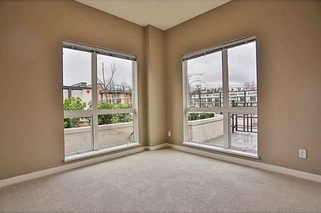 313 317 Bewicke Avenue North Vancouver, BC - 8