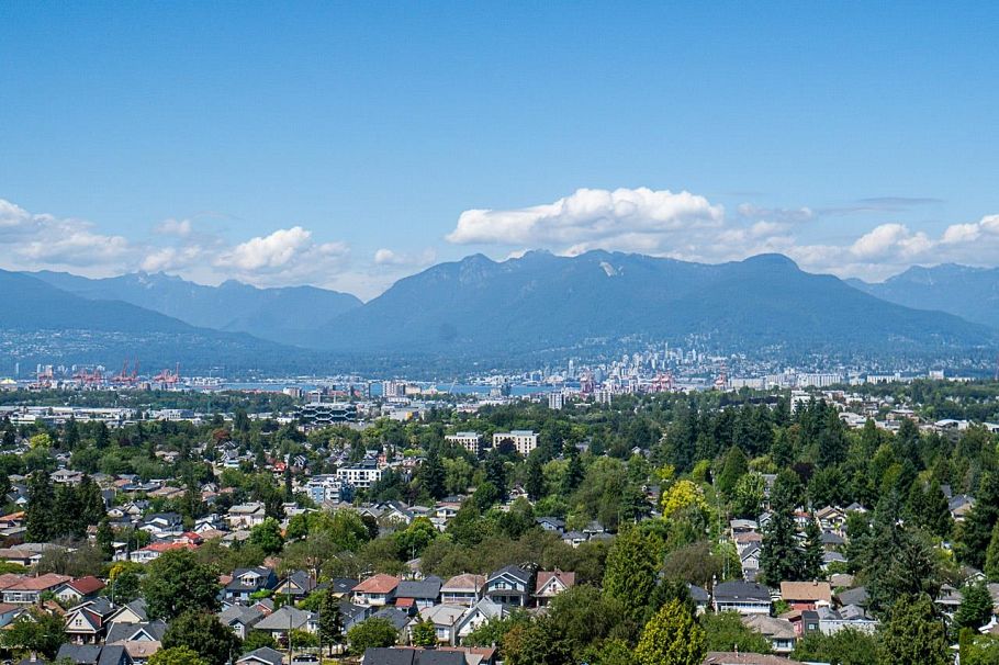 3932 Dumfries Street Vancouver, BC - 35