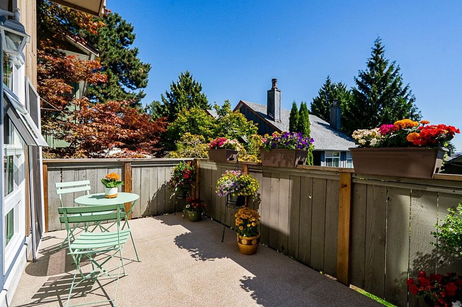34 900 W 17th Street North Vancouver, BC - 17
