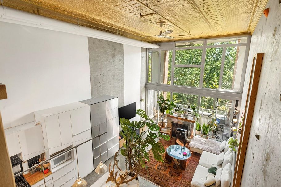 411 289 Alexander Street Vancouver, BC - 4