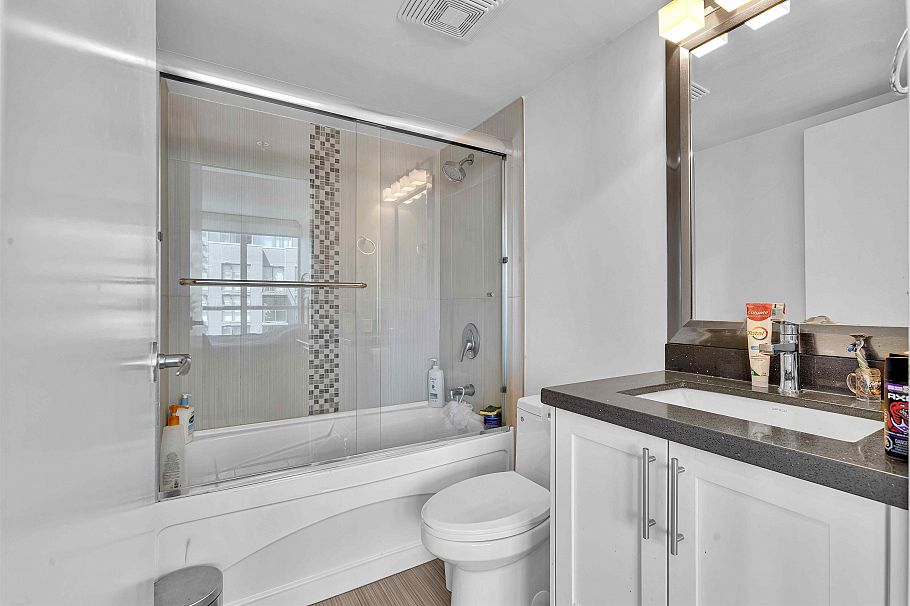 2404 1199 Seymour Street Vancouver, BC - 10