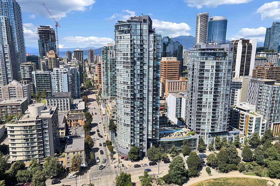 2404 1199 Seymour Street Vancouver, BC - 26