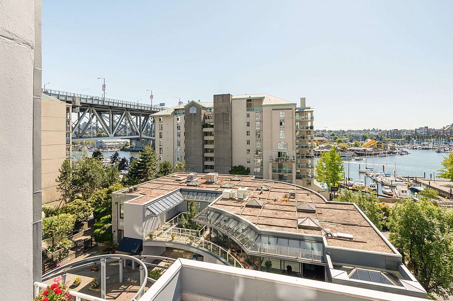 604 1500 Howe Street Vancouver, BC - 22