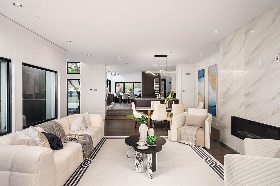 4524 W 1st Avenue Vancouver, BC - 9