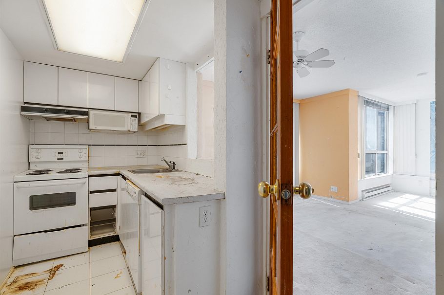 604 1500 Howe Street Vancouver, BC - 12