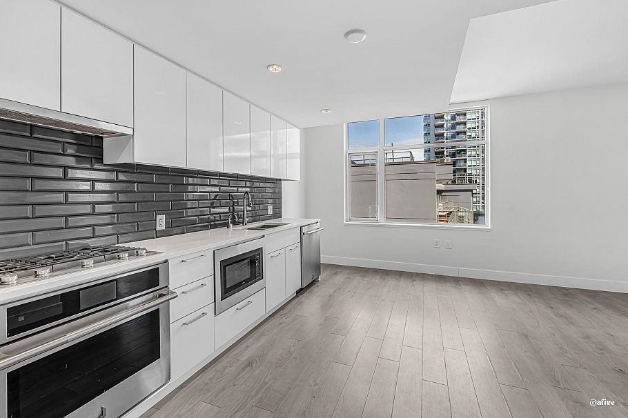 614 3451 Sawmill Crescent Vancouver, BC - 9