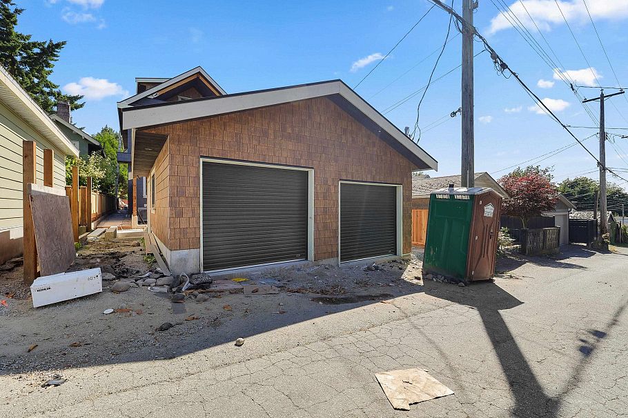 1 2565 Dundas Street Vancouver, BC - 33