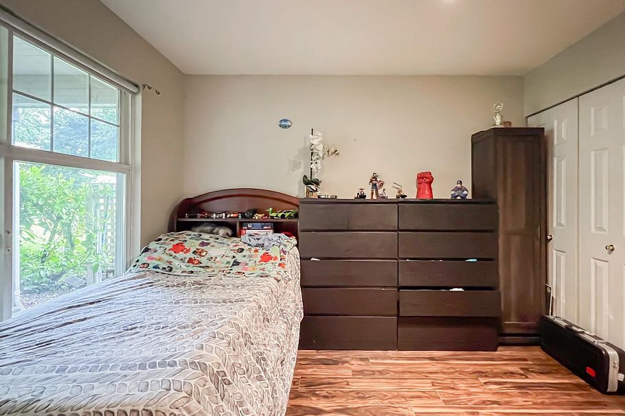 1553 Burrill Avenue North Vancouver, BC - 19