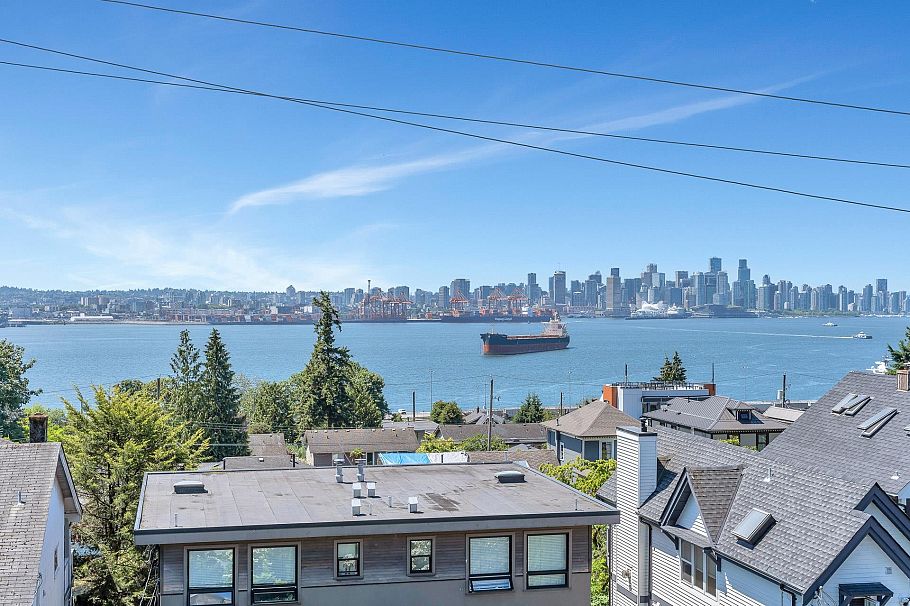 404 245 St. Davids Avenue North Vancouver, BC - 12