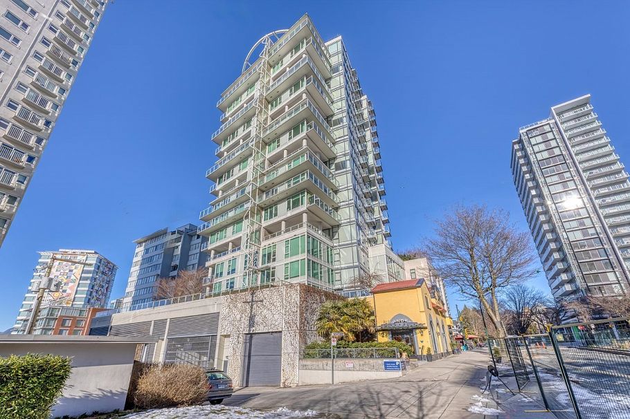 1602 1221 Bidwell Street Vancouver, BC - 1