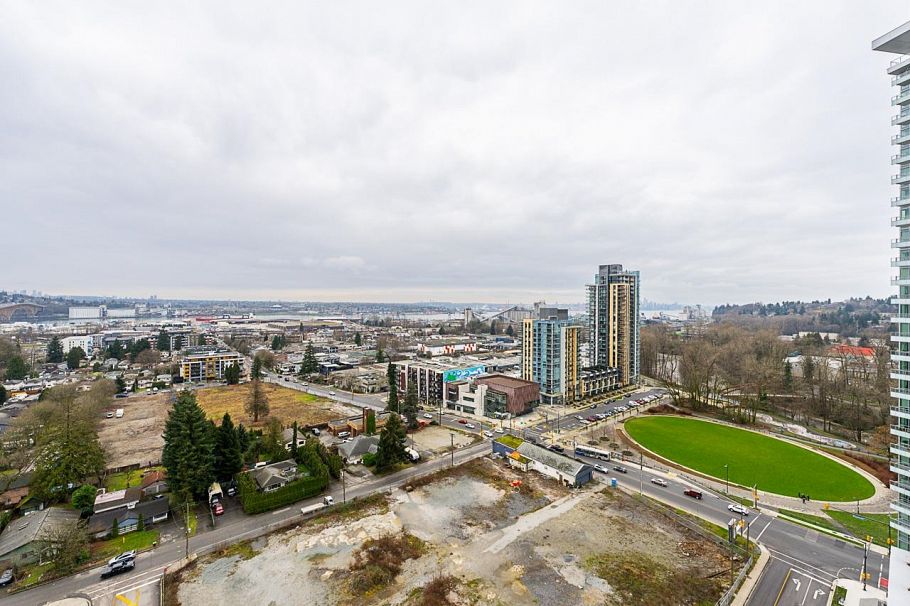 2106 1550 Fern Street North Vancouver, BC - 25