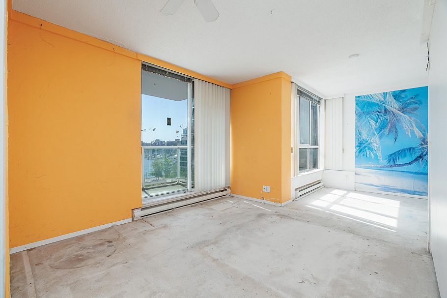 604 1500 Howe Street Vancouver, BC - 5