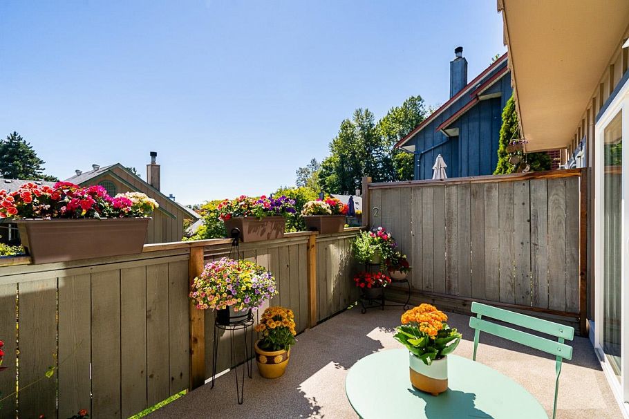 34 900 W 17th Street North Vancouver, BC - 18