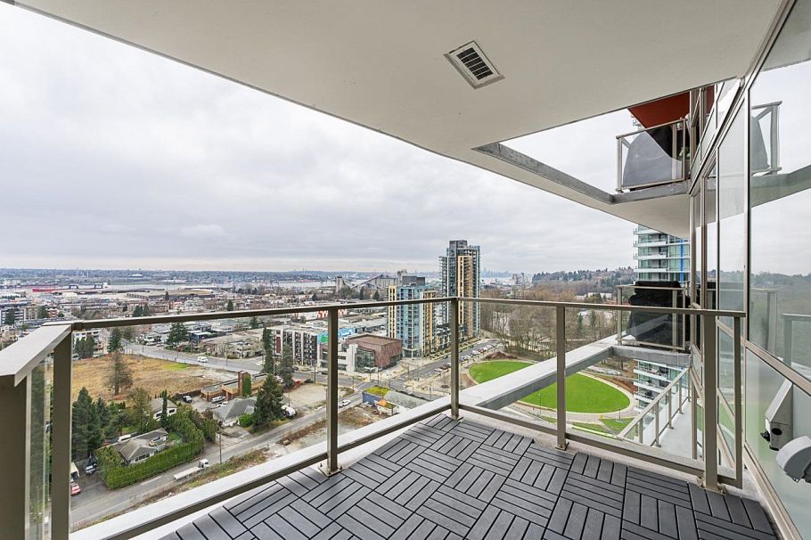 2106 1550 Fern Street North Vancouver, BC - 21