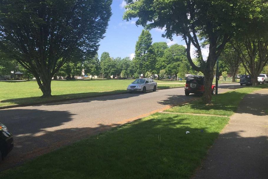 5336 Rhodes Street Vancouver, BC - 2