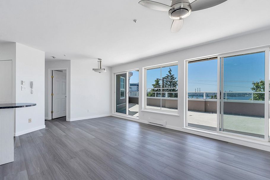 404 245 St. Davids Avenue North Vancouver, BC - 17